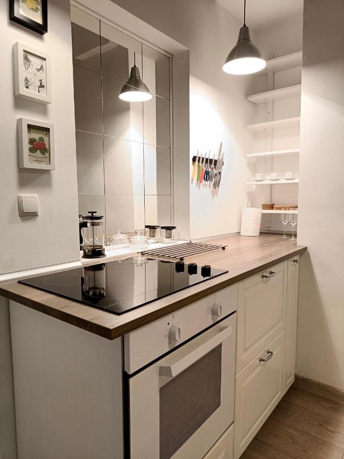 Newly Refurbished Apartment In The City Center Sofía Exterior foto